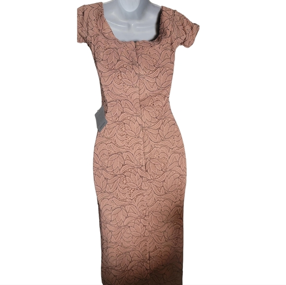 Dress The Population Jemma Lace Dress - Picture 5 of 6